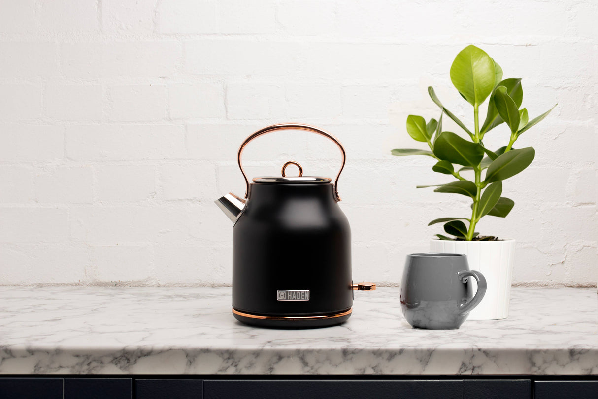 Haden Black and Copper Kettle